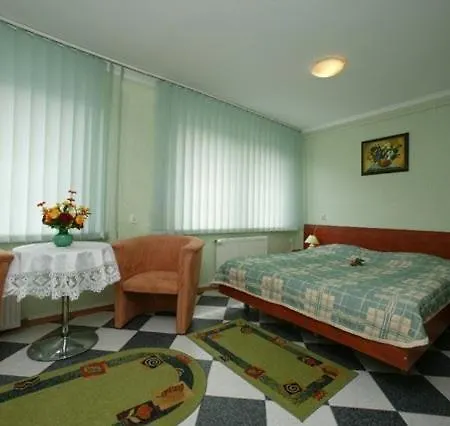 ゲストハウス Jowisz シフィノウイシチェ